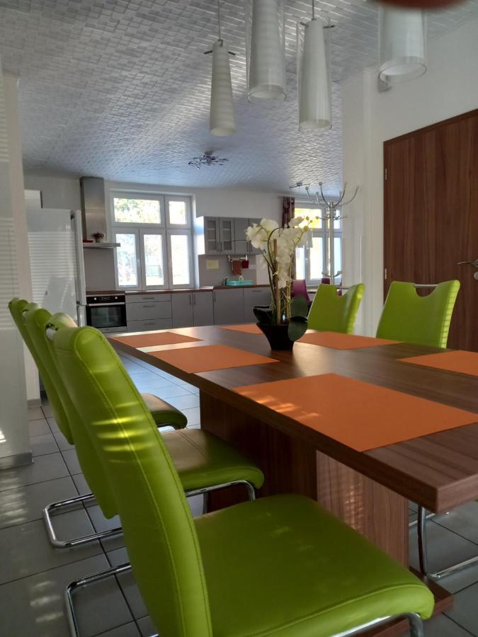 Alegria Natur Apartments Микулов Экстерьер фото