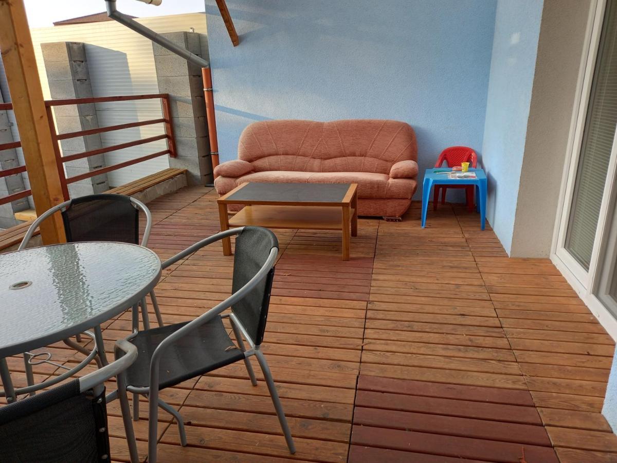 Alegria Natur Apartments Микулов Экстерьер фото