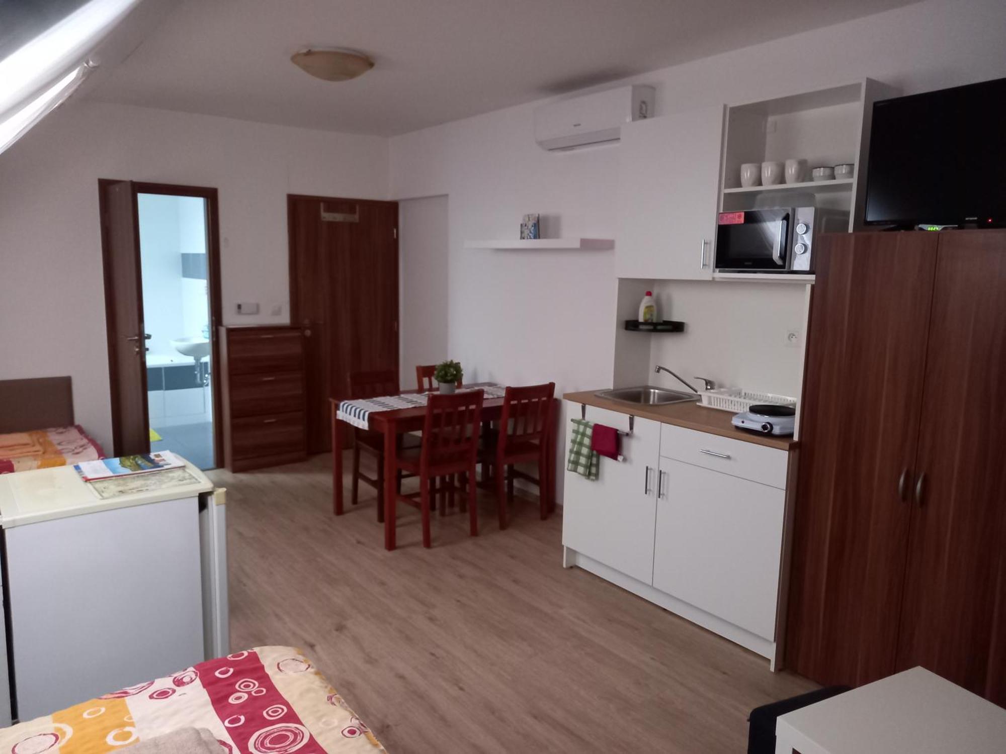 Alegria Natur Apartments Микулов Экстерьер фото