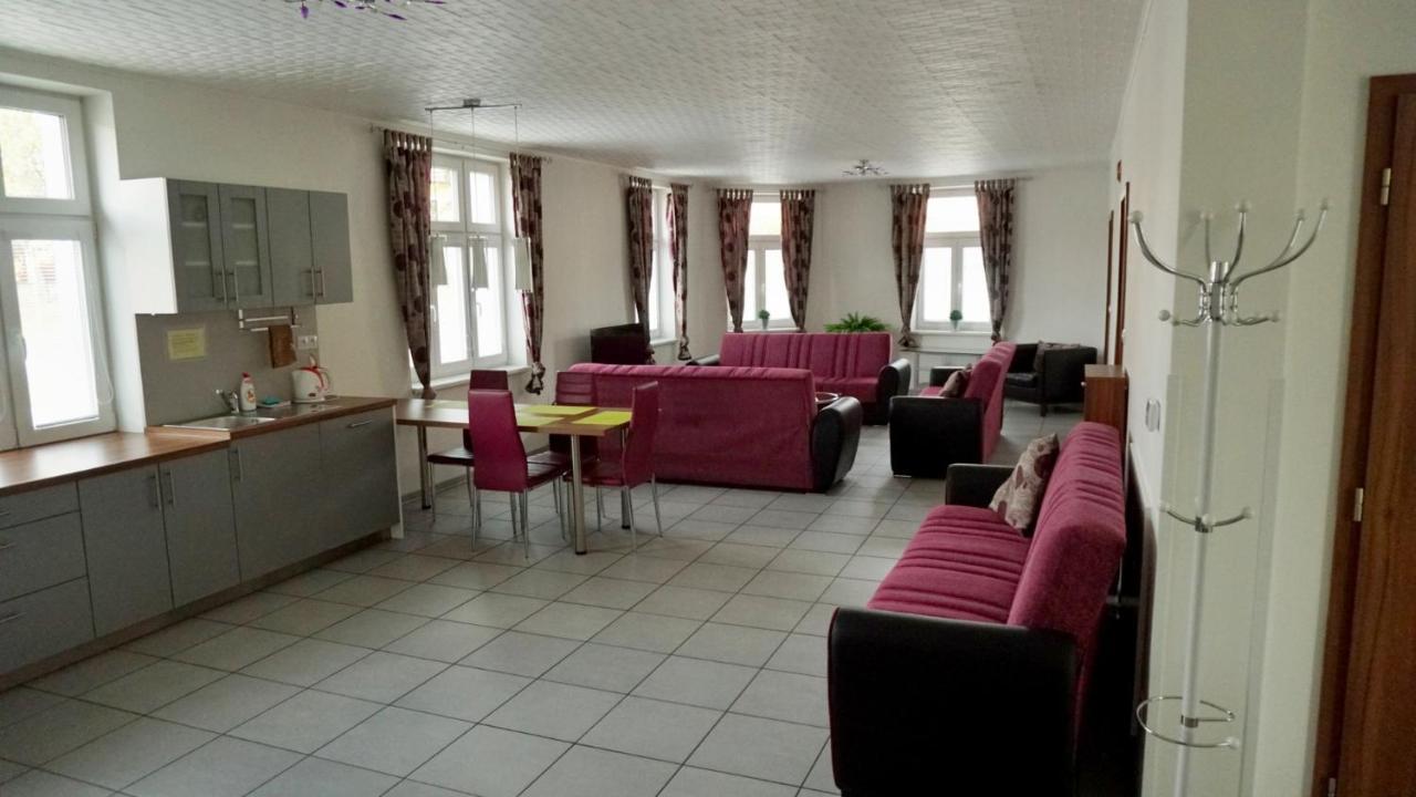 Alegria Natur Apartments Микулов Экстерьер фото